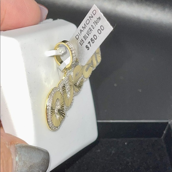 REAL DIAMOND Queen custom made pendant charm .83ct best gift appraisal included - Picture 7 of 8